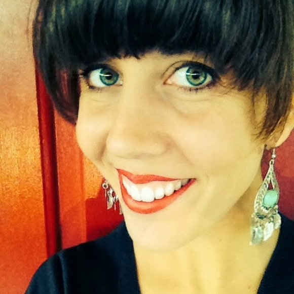 Meet your Posher, Amyrose - Picture 1 of 1